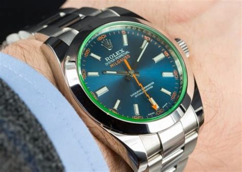 rolex uomo piu venduto|rolex milgauss prezzo listino.